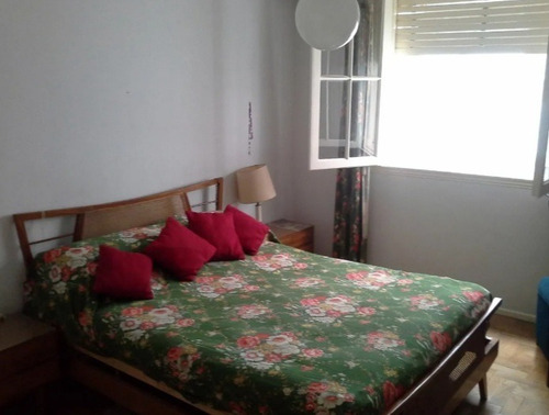 Imagen 7 de 13 de Vendo Departamento 2 Ambientes Semipiso Zona Plaza Colón.