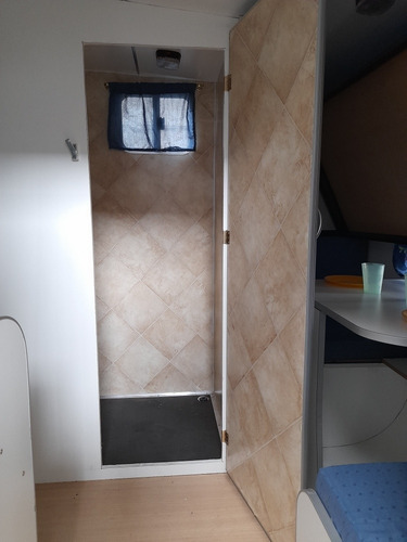 Imagen 12 de 14 de Casa Rodante Lomas Camping Modelo 400 Ronik