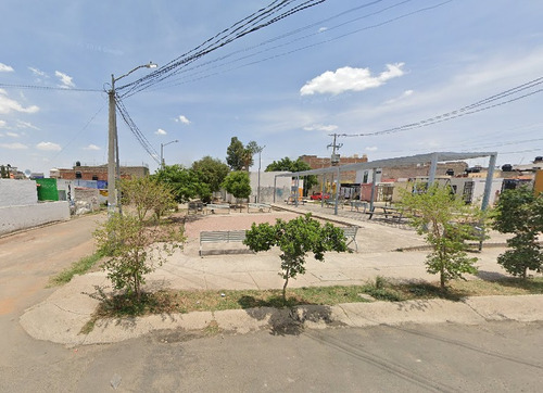 Casa Adjudicada Ubicada En Lomas De San Miguel, La Punta, Jal. Sk04