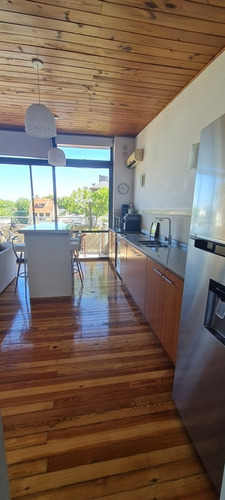 Imagen 4 de 17 de Moderno Loft De 2 Ambientes Con Cochera - Disponible Dsd El 5 De Marzo. Precio Paquete Completo (incluye Expensas, Municipal, Abl, Luz, Gas, Internet Y Cable). Dueño Alquila Sin Comisión.