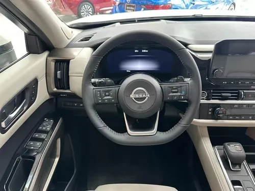 Nissan Pathfinder 3.5 Platinum 4x4 At