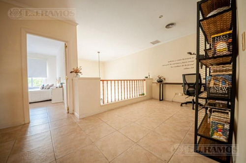 Imagen 24 de 30 de Casa En Alquiler En Barrancas Del Lago -nordelta