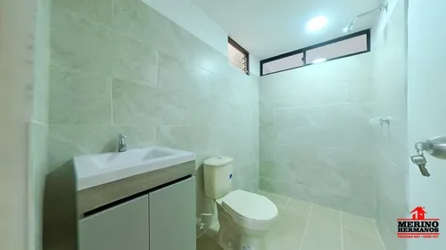 Casa En Arriendo En Medellín - La Floresta