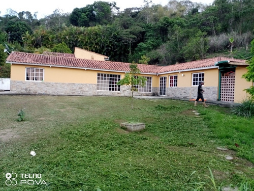 Imagen 2 de 12 de Casa En Venta Urbanización Karimao Country