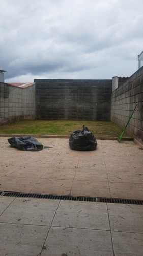 Imagem 14 de 14 de Casa Em Condominio Fechado Completo Com Piscina, Adulto E Infantil, Playgraud Infantil, Campo De Futebol Infantil, Salão De Festa Completo Com Churrasqueira E Freezer A 1 Km Do Centro De São Roque
