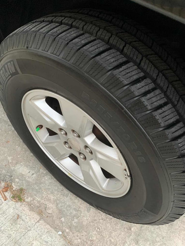 Imagen 2 de 5 de Jeep Liberty 2009 Sport 4x2 At