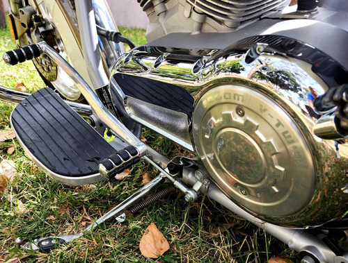 2004 Victory Polaris Kingpin 1,507cc 5 Velocidades