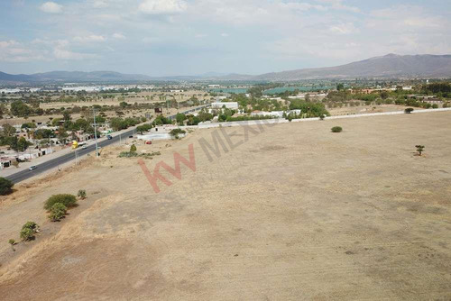Venta De Lotes De 1000 M2 En Complejo Residencial De 9 Condominios Cada Uno Con Su Viñedo, En Sa...