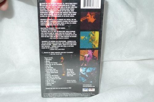 Imagem 3 de 4 de Fita Vhs Blondie Live 1999 Lacrada