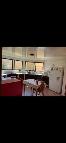 Vendo Casa Amplia, Sala Doble Altura En Juriquilla