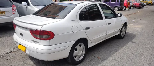Renault Megane 1.6 Unique