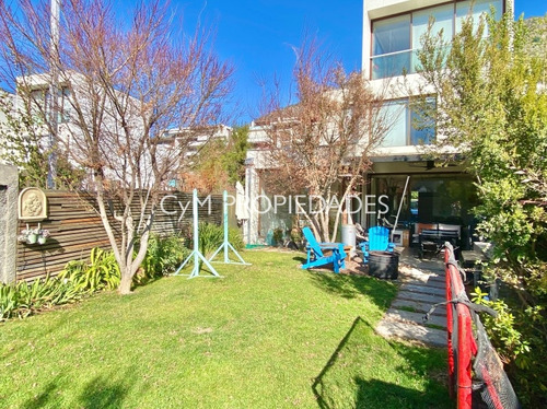 Condominio / Valle Monasterio