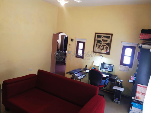 Casa En Venta En Campana: Mateo Blanco S/n