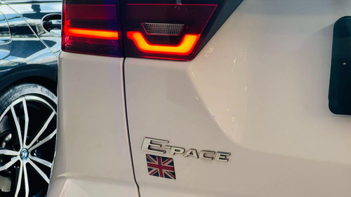 Jaguar E-Pace 2.0 16V P250 GASOLINA R-DYNAMIC S AWD AUTOMÁTICO