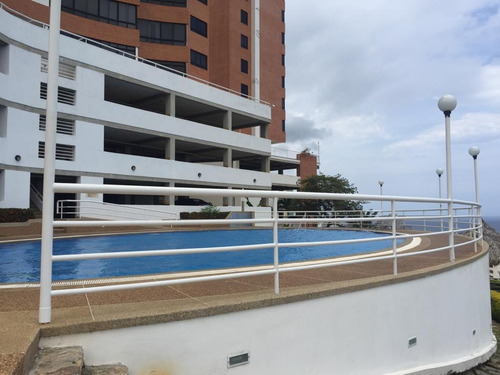 Imagen 1 de 14 de Espectacular Apartamento En Alquiler - Caribe