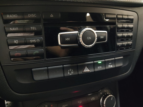 Mercedez Benz B200 Sport At Blue Efficiency 2013