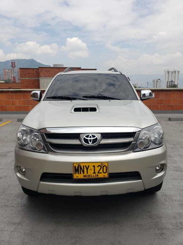 Toyota Fortuner 2009 3.0 Sr5