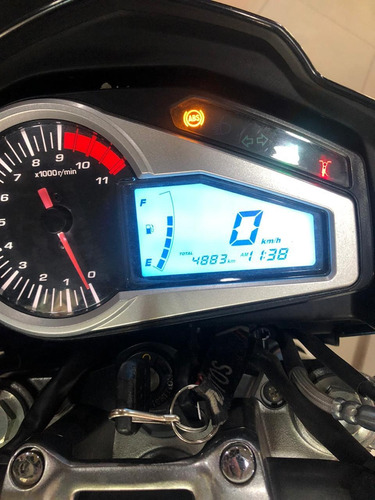Hero Hunk 200 R Abs Moto Calle Street Usada Impecable