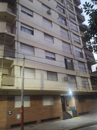 Imagen 4 de 14 de Departamento En Venta En Lanus Oeste