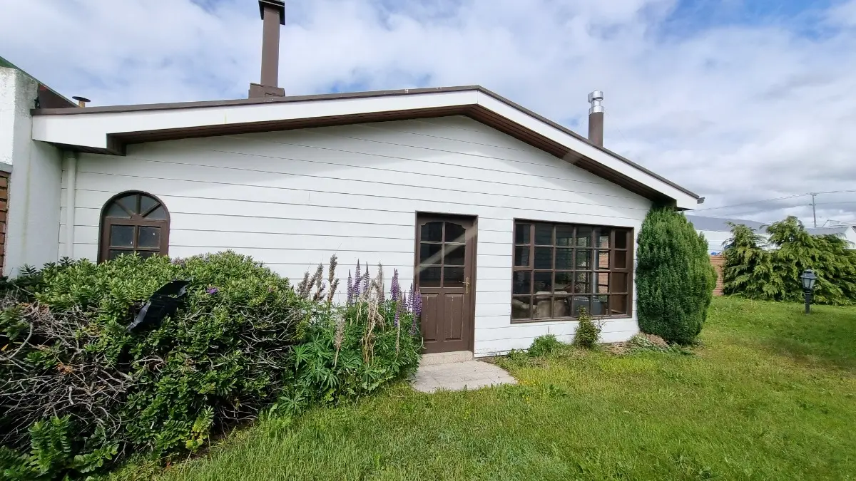 Imagen 5 de 16 de Vende Excelente Casa 3d/2b, 3est. 2 Bod. Punta Arenas