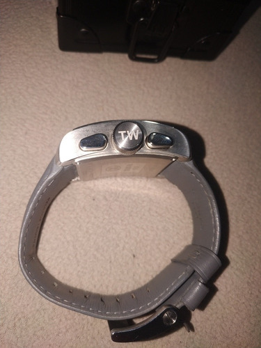 Relógio Tw Steel Quadrado Ce3003.