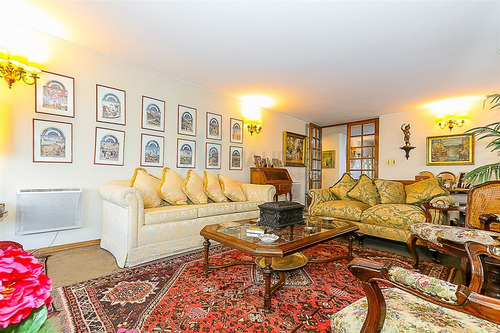 Departamento En Venta De 4 Dorm. En Providencia