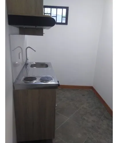Se Arrienda Apartaestudio En Laureles 102