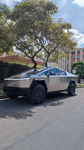 Tesla Cybertruck - Foundation Series Dual Motor Nueva Bogotá