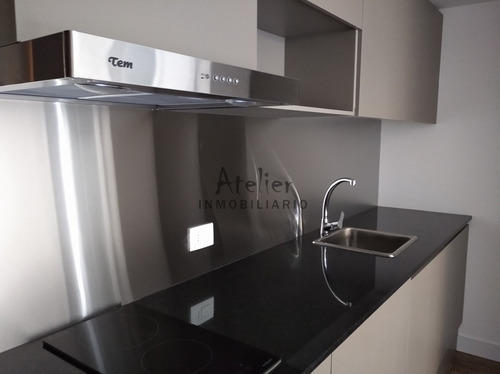 Bajo De Precio !! Departamento A Estrenar De 1 Dormitorio En El Puerto De Punta Del Este ! - Ref: 240