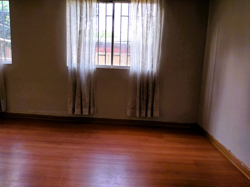 Linda Y Comoda Casa En La Mejor Ubicacion De La Cisterna