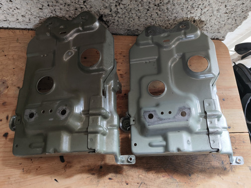 Base Porta Batería De Chevrolet Aveo 12 - 17 (Usado)
