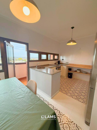 Alquiler 12 Meses - Piso Exclusivo 4 Ambientes C/ Cochera