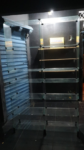 Imagem 2 de 2 de Vitrine Em Bom Estado