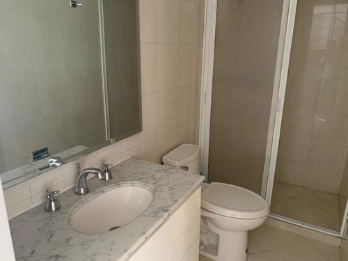 Polanco (lamartine) Penthouse En Dos Niveles De 330m2, 3 Amplias Recámaras, Terraza, Balcón, Vista Panorámica. Excelente Ubicación