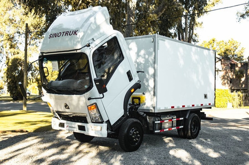 Sinotruk Howo 3.0t Furgón 0km - Motorland Permuto/financio