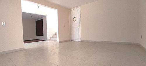 Casa En Venta En San Francisco Coaxusco, Metepec