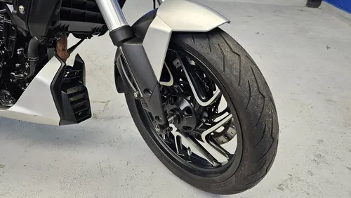 Dominar 400 Bajaj