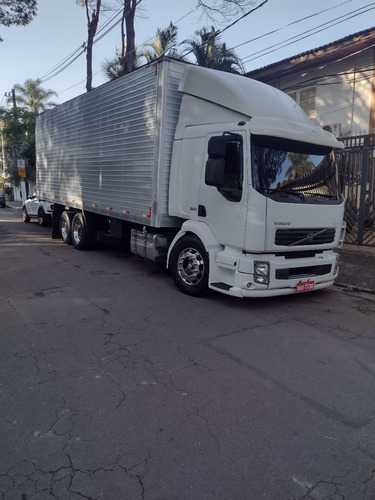 Imagem 1 de 7 de Volvo Vm 260 2008