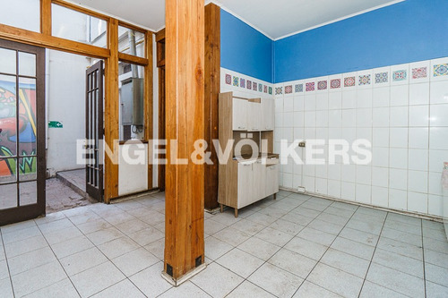 Imagen 11 de 12 de Venta Amplia Casona Barrio Yungay
