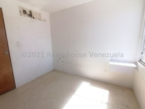Imagen 9 de 25 de Casa En Venta Salida De Barquisimeto. La Ensenada 22-11067 As-1