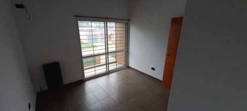 Ph En Venta - 2 Dormitorios 1 Baño - Cochera - 137mts2 - Venado Tuerto, General López, Santa Fe