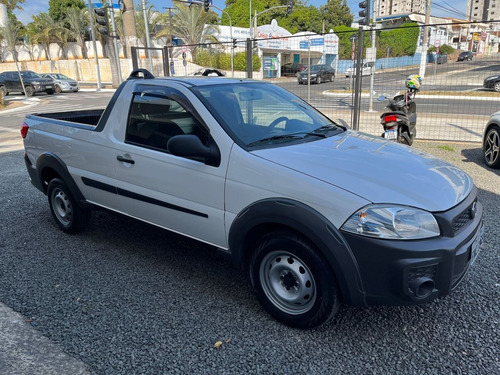 Imagem 2 de 5 de Fiat Strada 1.4 Working Flex Cabine Simples
