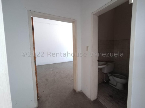 Imagen 8 de 16 de Galpon En Venta En Zona Industrial San Crispin Santa Cruz De Aragua 22-25537 Irrr