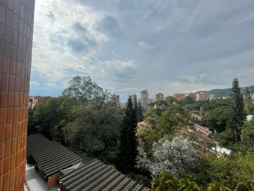 Apartamento En Venta En El Poblado. Cod V776129