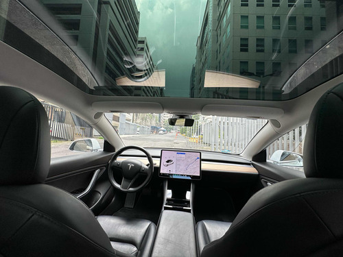 Tesla Model 3 Long Range
