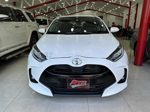 Imagen 3 de 11 de Toyota Yaris Hatch Back