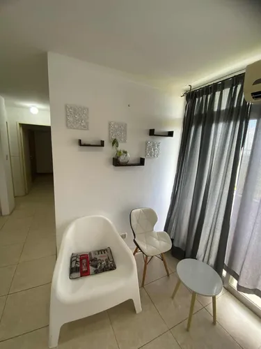 Se Alquila Apartamento En Res. Ciudad Jardín Altavista