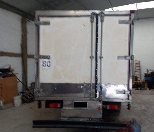 Imagen 2 de 4 de Ford 400 Modelo 89 Con Perkins 6 Y Caja Térmica