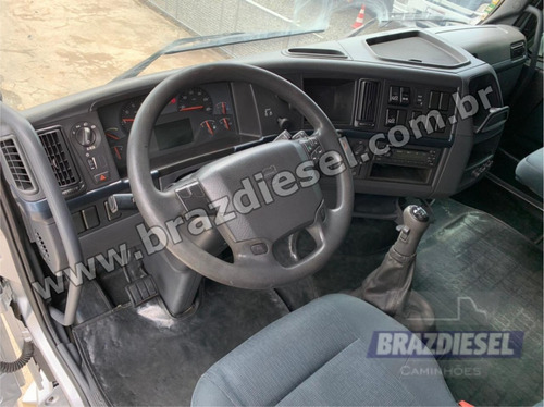 Imagem 8 de 11 de Volvo Fh 460 Globetrotter 2014 6x2 Único Dono