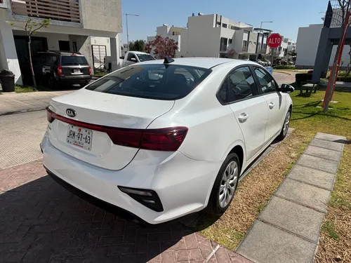Kia Forte 2.0 Lx Mt